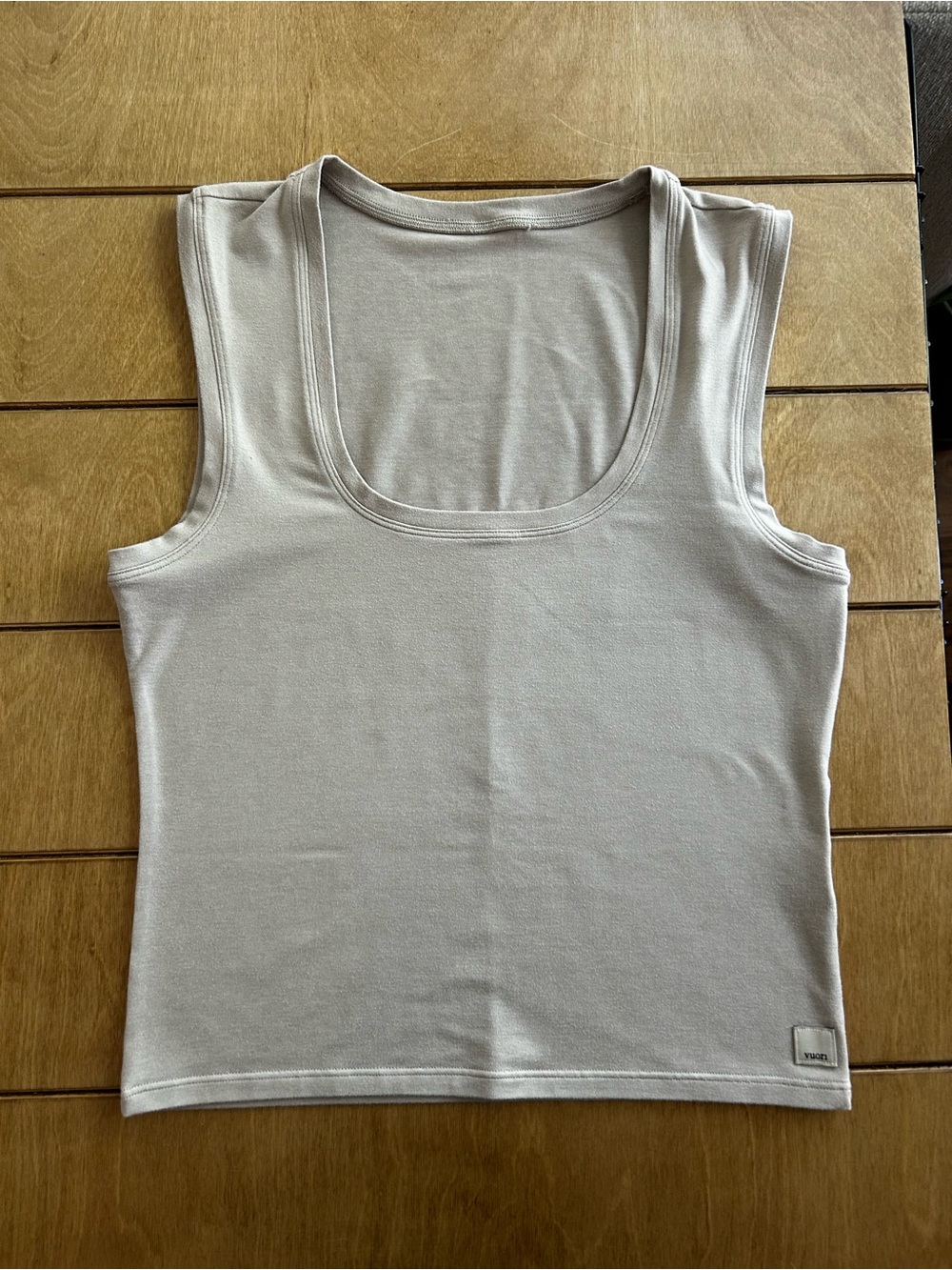 Vuori Halo Essential Scoop Tank